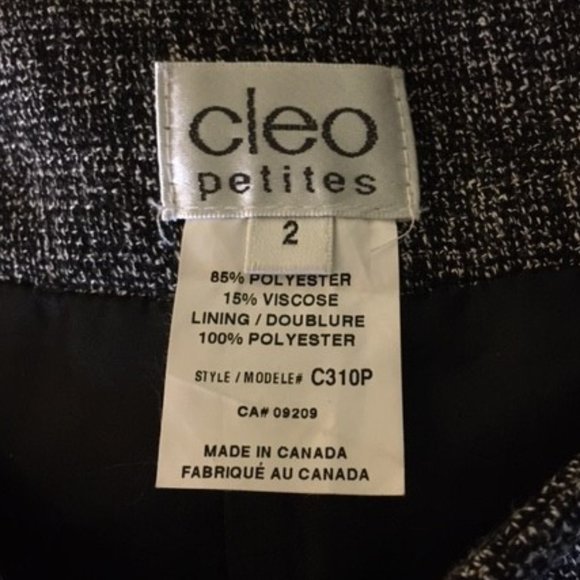 Vintage Made in Canada Cleo Petites Flattering Kick Pleated Skirt - Picture 10 of 10